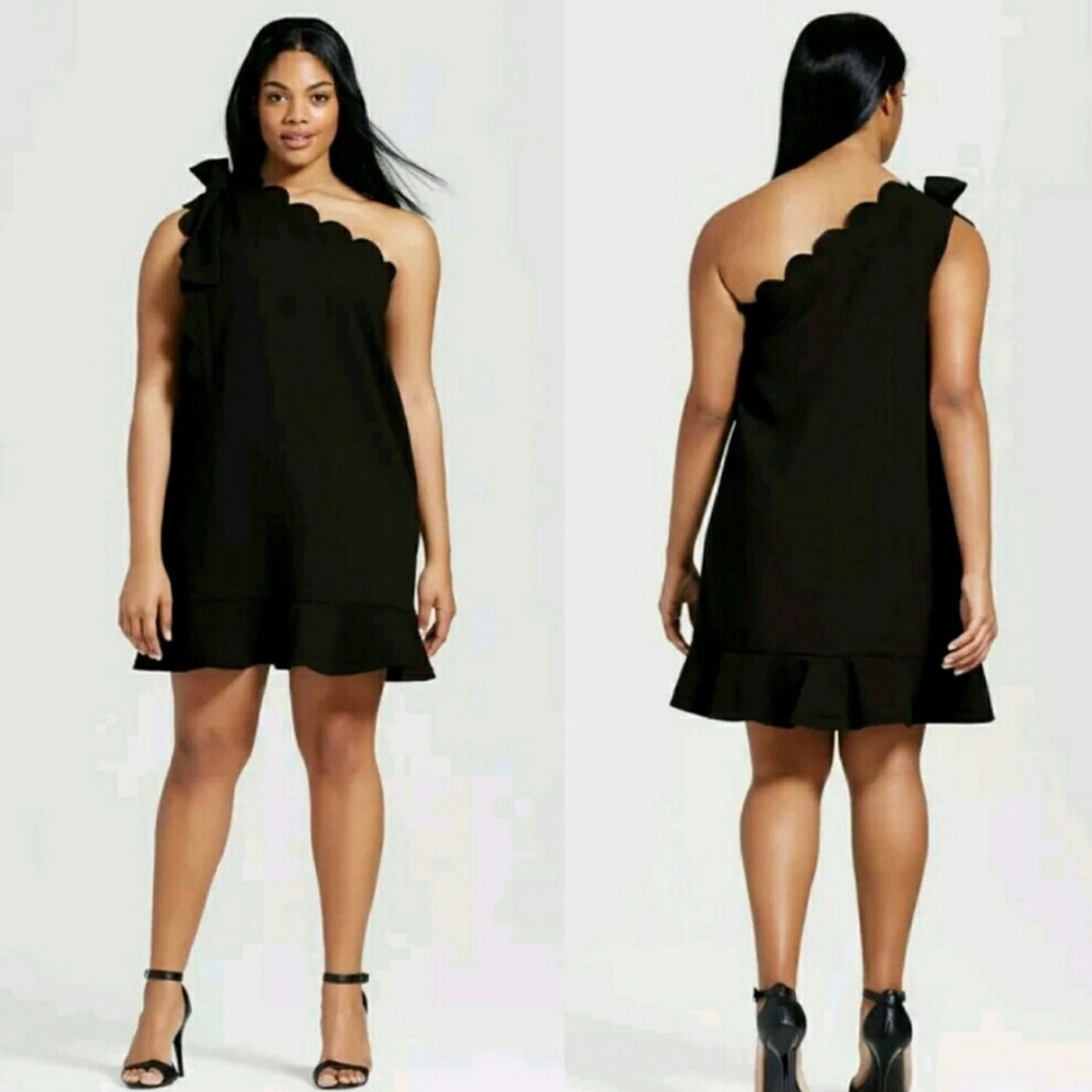 Black Dress fron Victoria Beckham Plus Size 2X